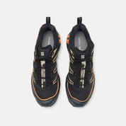 Salomon XT-6 Expanse Black Papaya avec tige en mesh noir, empiècements synthétiques, détails Papaya, technologies Quicklace, SensiFit, EnergyCell et semelle Contagrip.