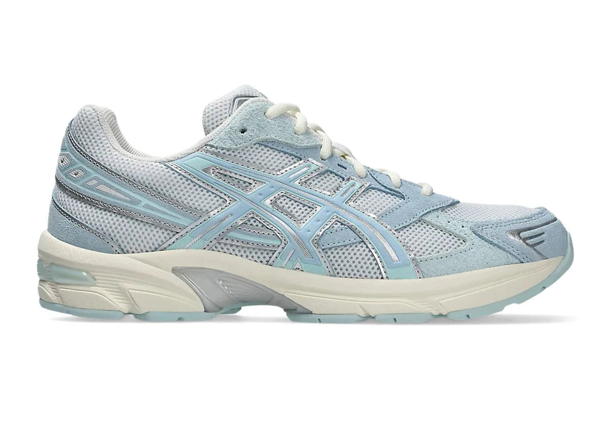 chaussure de running ASICS GEL BLEU CIEL ETE, blanc, semelle légère, vue de profil