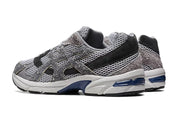 ASICS Gel-1130 Mid Grey Steel Grey – sneakers modernes et confortables inspirées du rétro-running, bleu, gris, noir, vue de dos 3/4