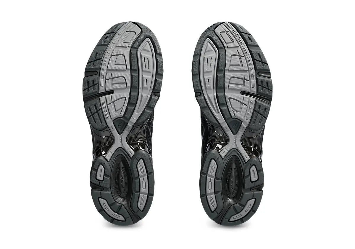 Chaussure de running ASICS GEL 1130 FULL BLACK, noir, semelle légère, vue du dessous