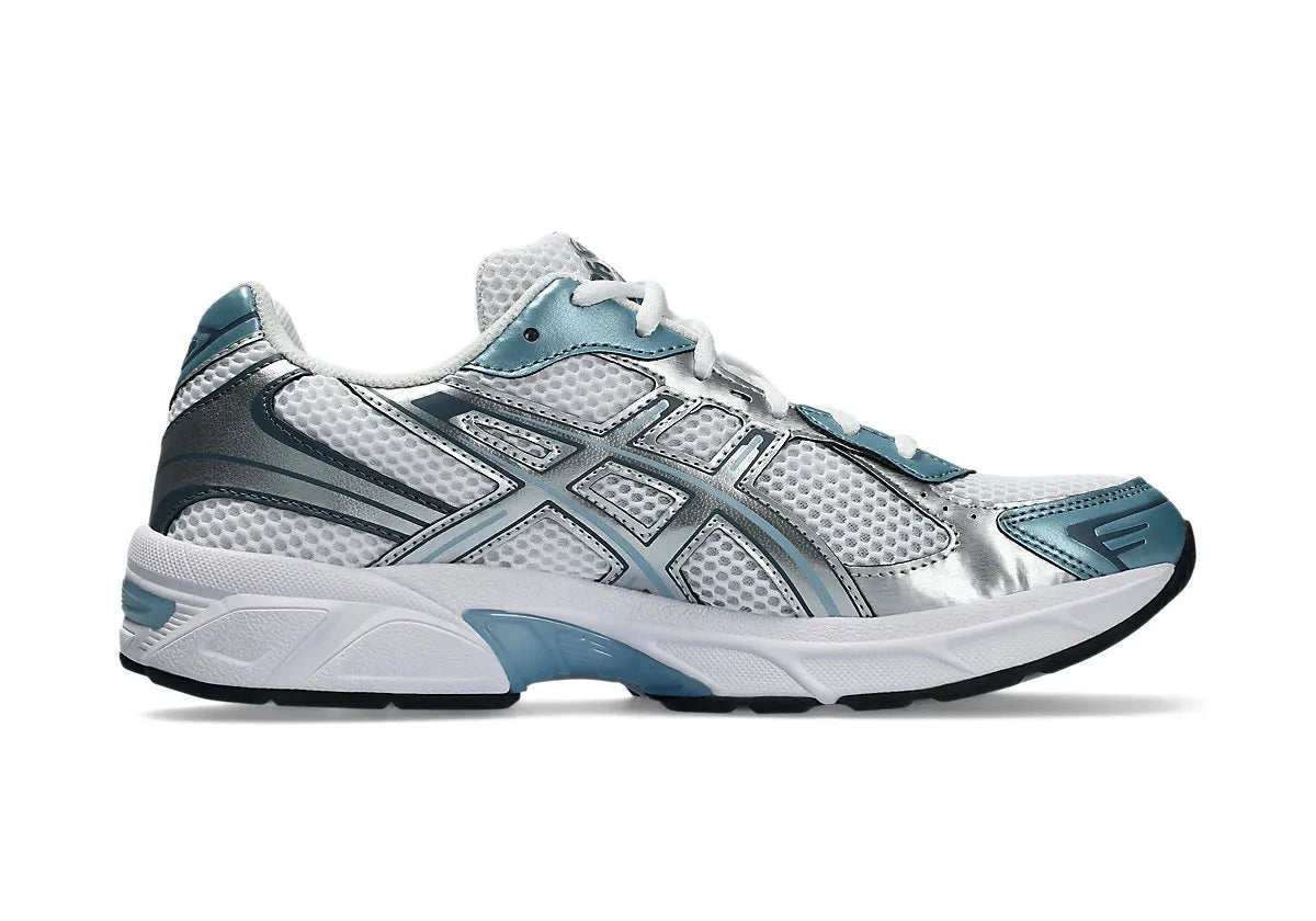 ASICS Gel-1130 White Shark Skin – sneakers lifestyle et sportives avec amorti durable GEL, bleu et blanche avec matière doré, vue de face