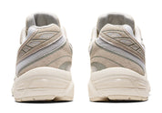 chaussure de running ASICS GEL 1130 BEIGE CREME semelle légère, vue de dos