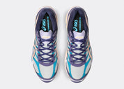 Sneaker ASICS Gel-Cumulus 16 Purple Cloud Grey Bisque en mesh gris avec détails violets et beige crème, amorti GEL et design rétro-running inspiré des années 2010.