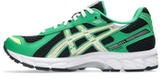 ASICS Gel-Kayano 12.1 Black Cilantro noire et verte avec empeigne en mesh technique, renforts superposés et semelle à technologie GEL vue de profil intérieur. 