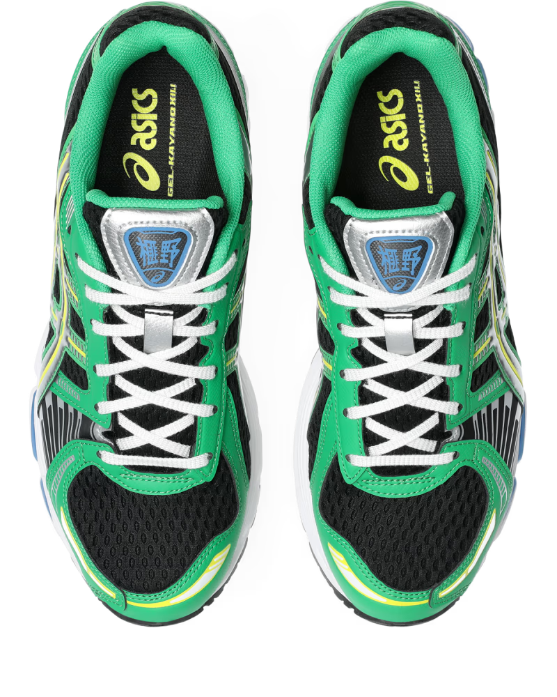 ASICS Gel-Kayano 12.1 Black Cilantro noire et verte avec empeigne en mesh technique, renforts superposés et semelle à technologie GEL. vue du dessus. 