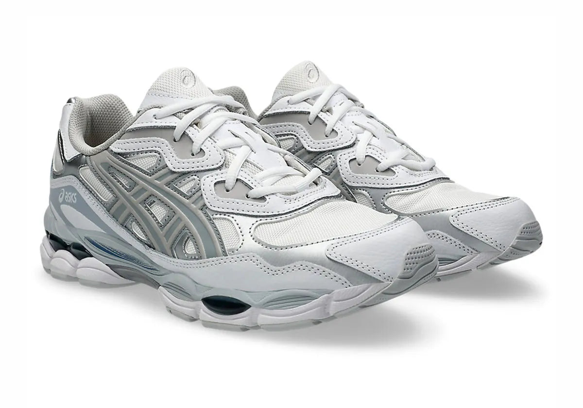 asics gel nyc triple white et grise