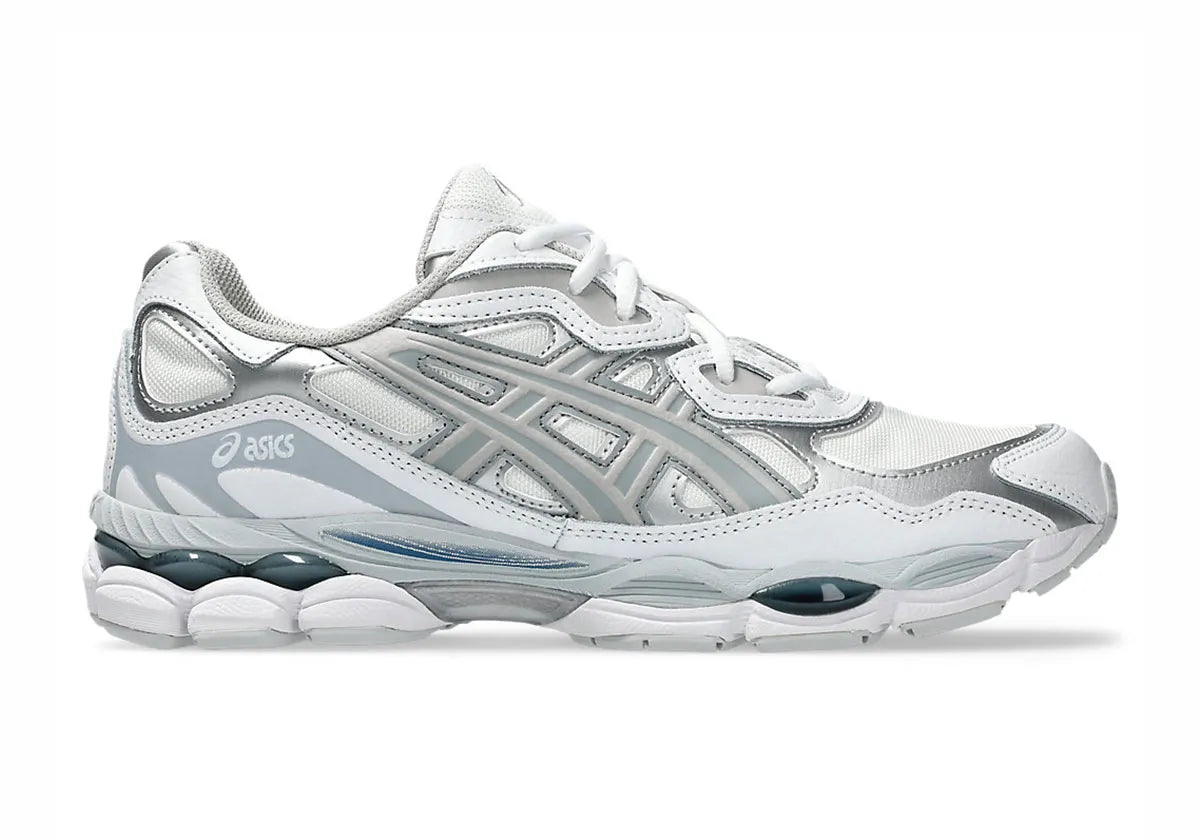 asics gel nyc triple white et grise