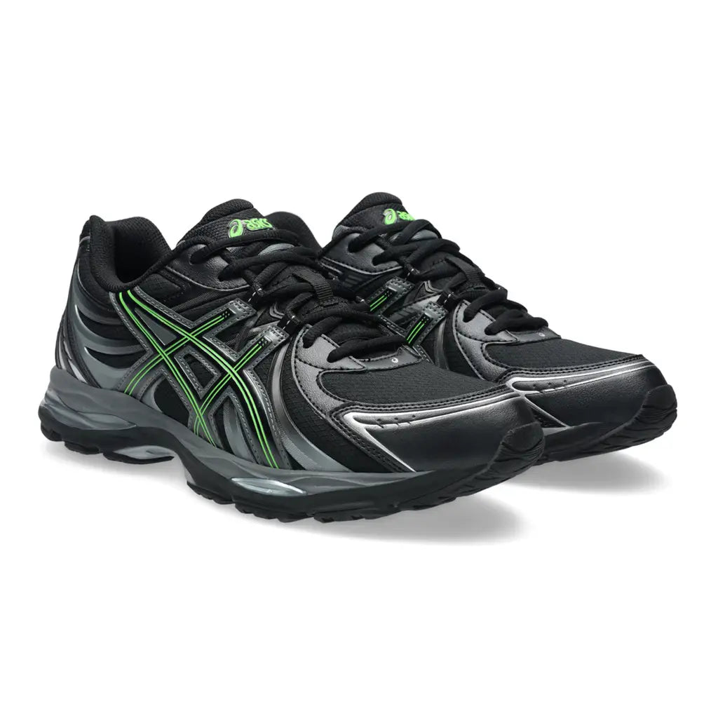 ASICS Gel-Sekiran Black Silver Green en mesh noir avec détails argentés et verts, amorti GEL et silhouette technique contemporaine.