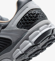Nike Zoom Vomero 5 Dark Smoke Grey Vachetta
