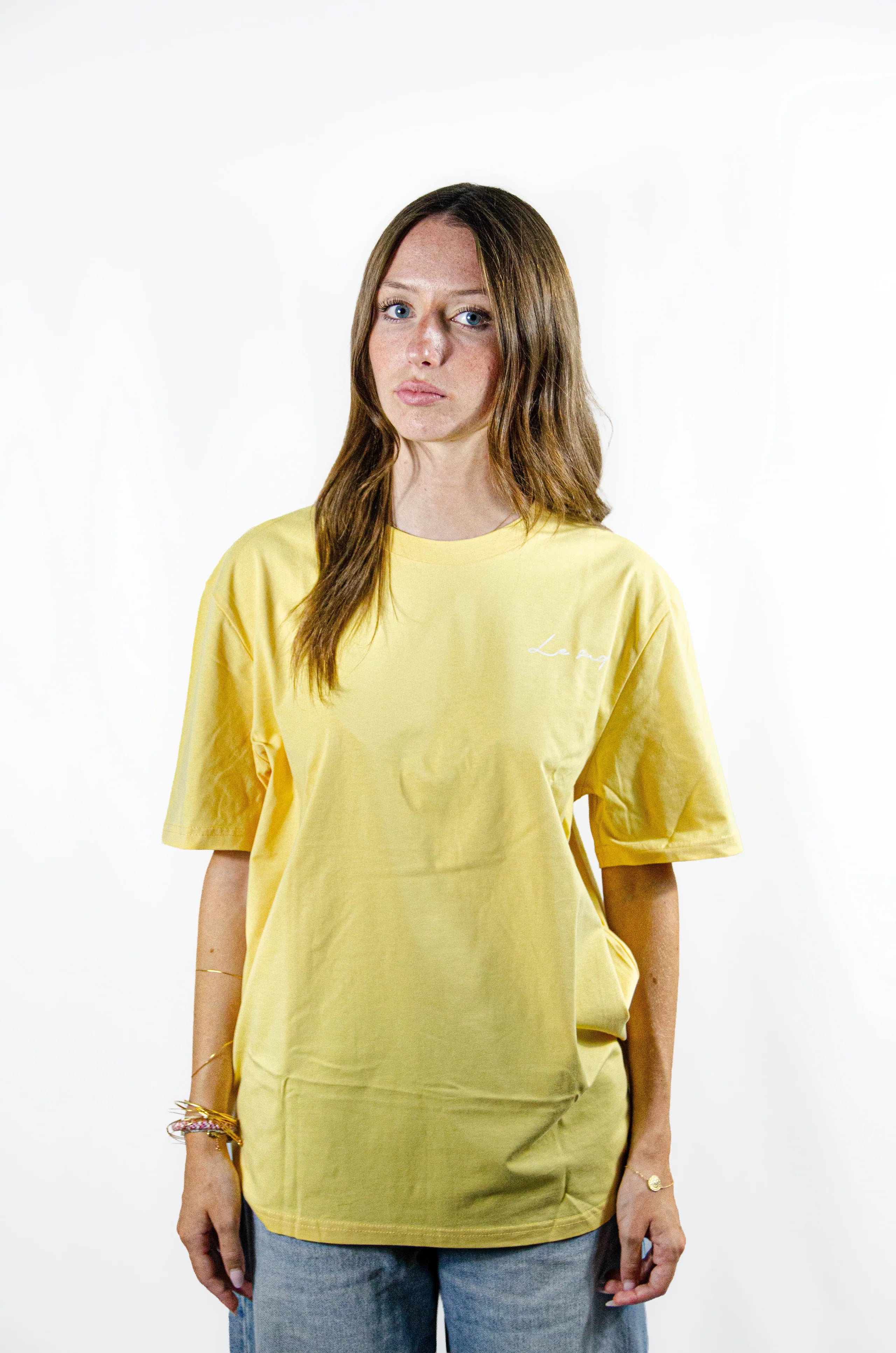 Dame du Sud Jaune, déguisement femme adulte avec longue robe jaune et verte en polyester au style historique.