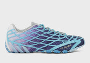 Adidas F50 Ghost Sprint Bad Bunny Dark Marine avec tige textile bleu marine, dégradé bleu clair, motif effet toile d’araignée et semelle extérieure en caoutchouc.