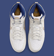 Nike SB Dunk High Pro Beyond, sneakers de skateboard avec tige montante, amorti Zoom Air et semelle extérieure adhérente.