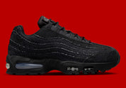  Chaussure de rue air max 95 black levi's effet jean noir , semelle confortable , vu de profil