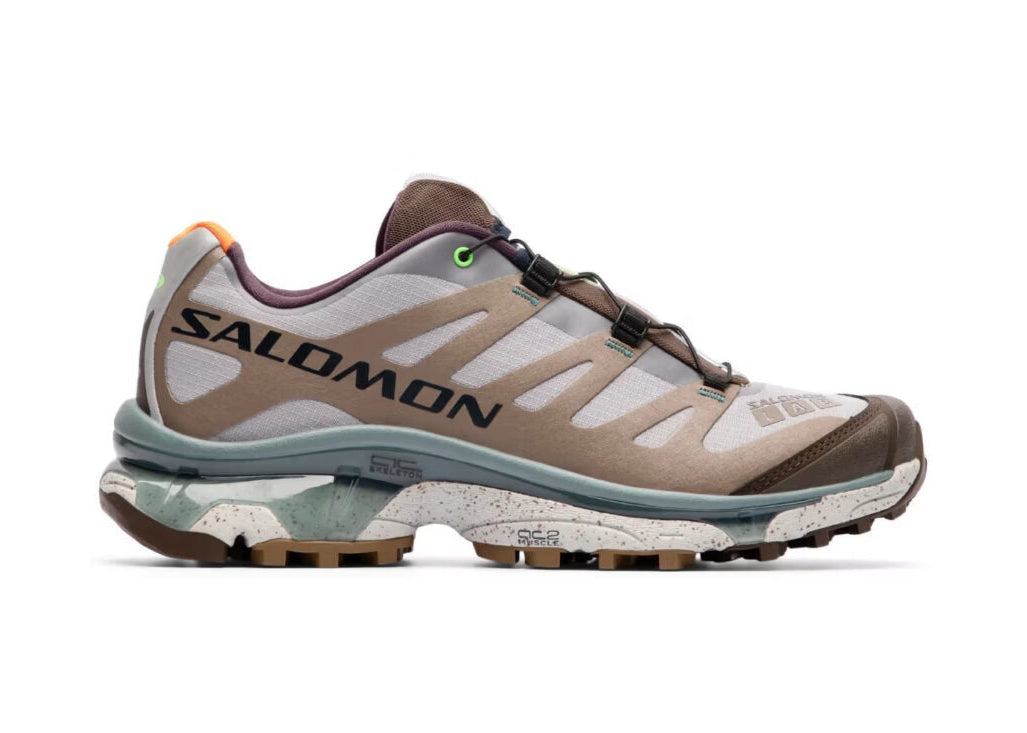 Sneakers Salomon XT-4 OG Bodega The Glider en mesh technique avec Agile Chassis System et semelle Contagrip dans un design collaboratif premium.
