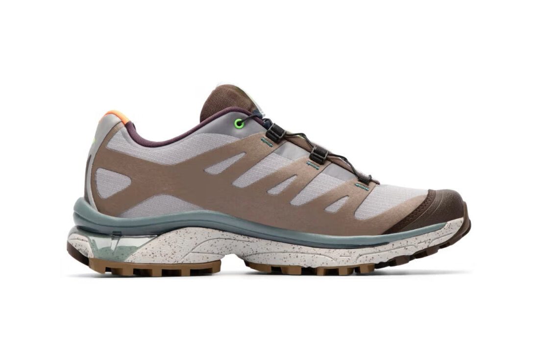 Sneakers Salomon XT-4 OG Bodega The Glider en mesh technique avec Agile Chassis System et semelle Contagrip dans un design collaboratif premium.