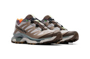 Sneakers Salomon XT-4 OG Bodega The Glider en mesh technique avec Agile Chassis System et semelle Contagrip dans un design collaboratif premium.