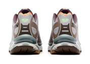 Sneakers Salomon XT-4 OG Bodega The Glider en mesh technique avec Agile Chassis System et semelle Contagrip dans un design collaboratif premium.