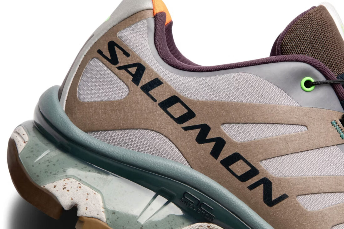 Sneakers Salomon XT-4 OG Bodega The Glider en mesh technique avec Agile Chassis System et semelle Contagrip dans un design collaboratif premium.