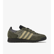 Sneakers adidas SL83 SPZL C.P. Company Dust Green en suède et nylon avec design rétro et détails co-brandés premium