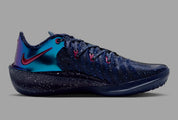 Nike Air Zoom GT Cut 4 Cade Cunningham College Navy PE, sneaker de basketball Nike bleu marine en édition Player Exclusive associée à Cade Cunningham vue de profil. 
