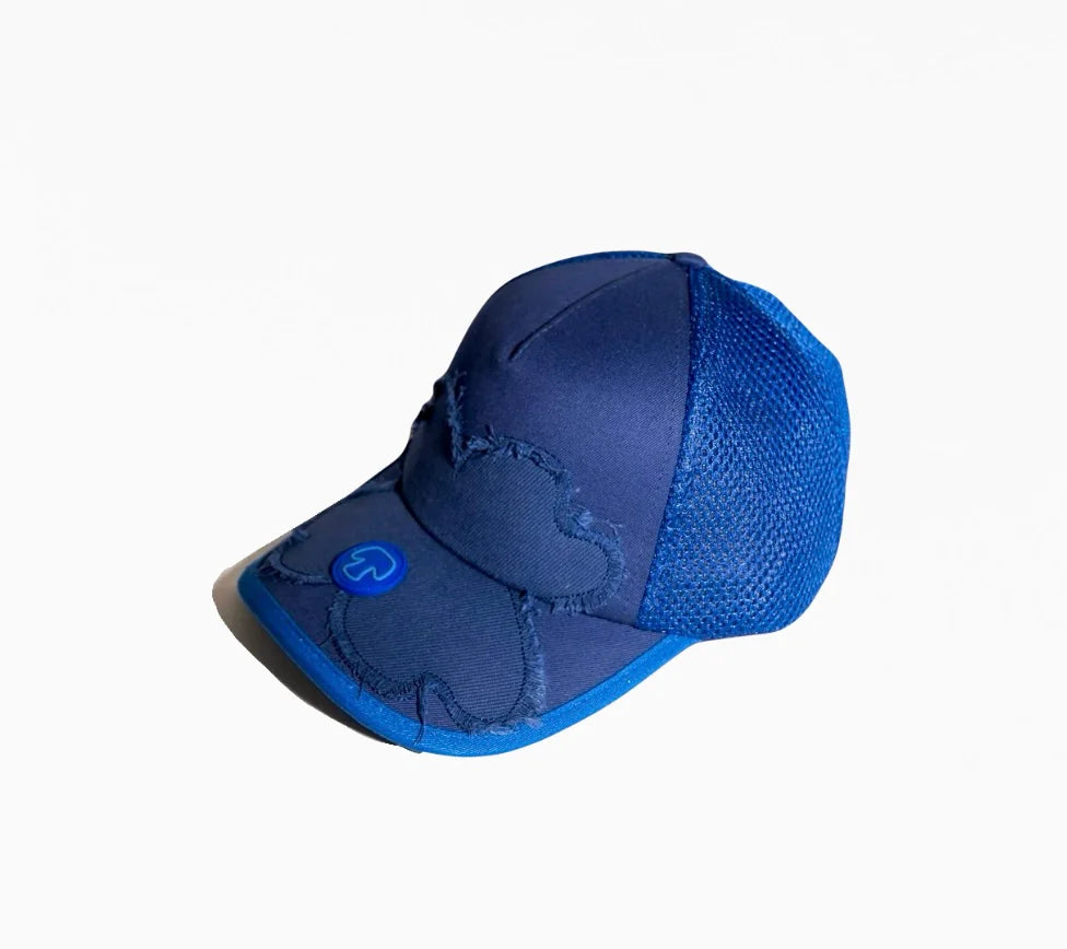 Casquette Torom Bleu Nuit – casquette streetwear en coton premium bleu nuit avec logo brodé, vue de face