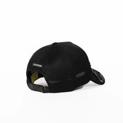 Casquette Torom Noir – casquette streetwear en coton premium noire avec logo brodé, vue de dos