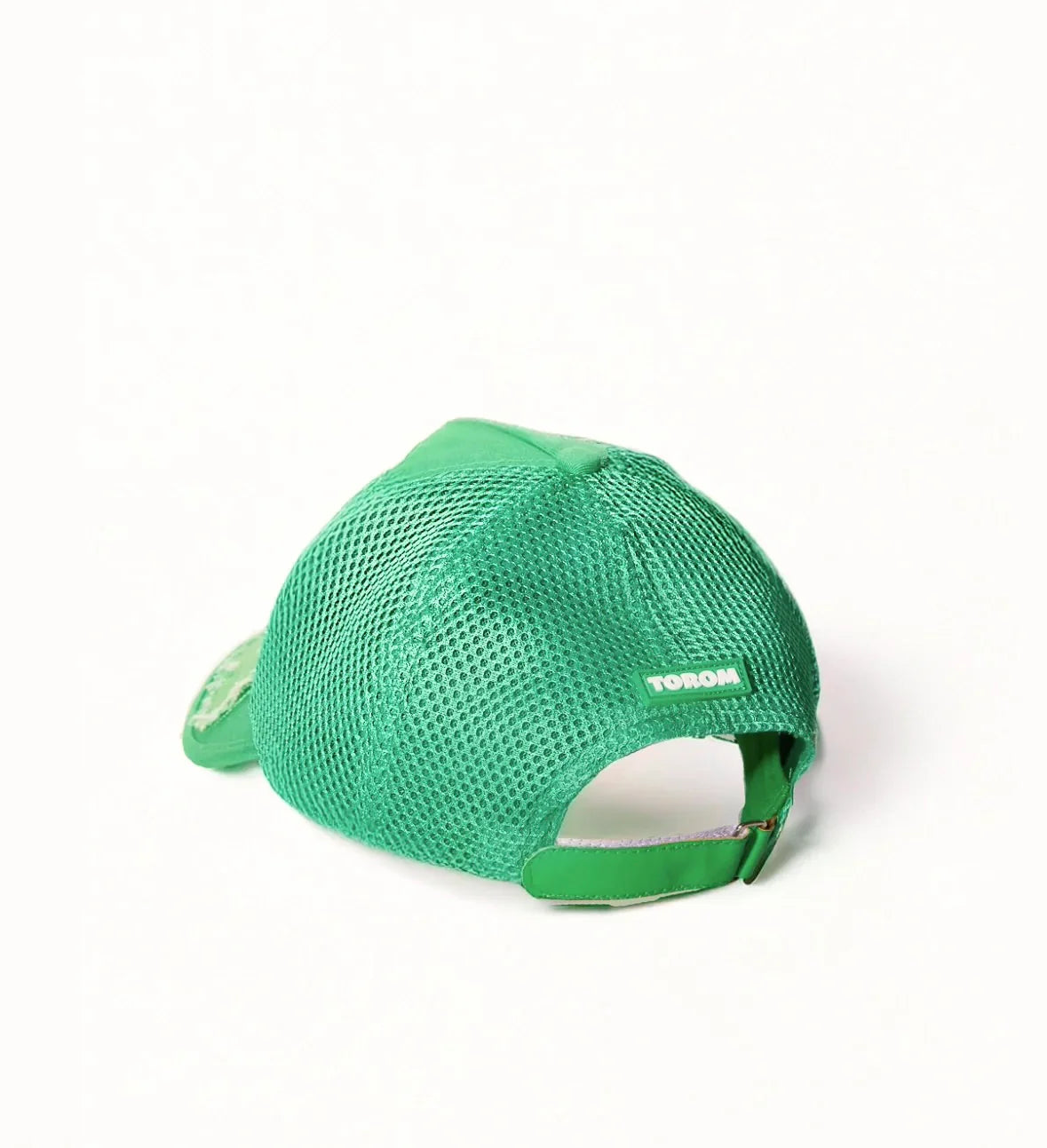 Casquette Torom Verte – casquette streetwear en coton premium vert avec logo brodé, vue de dos