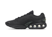 Nike Air Max Dn Supreme Black, sneaker noire issue de la collaboration Supreme x Nike avec semelle Dynamic Air et détails Supreme.