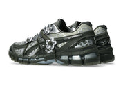 chaussure de running asics gel kayano 20 vert kaki cecilie bahnsen , KAKI , argenté , semelle légère ,vue de coté