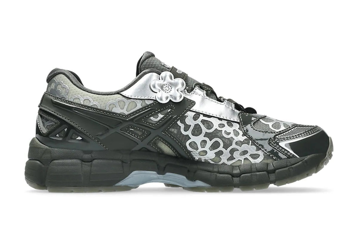 chaussure de running asics gel kayano 20 vert kaki cecilie bahnsen, KAKI, argenté, semelle légère, vue de profil