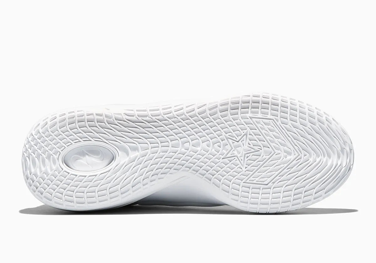 Sneakers Converse SHAI 001 Clean Slate en matériaux techniques premium clairs avec semelle performante et design minimaliste sculptural.