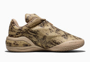 Converse SHAI 001 Premium Slither, sneaker de basketball à empeigne synthétique effet peau de serpent avec fermeture zippée et silhouette sculptée.