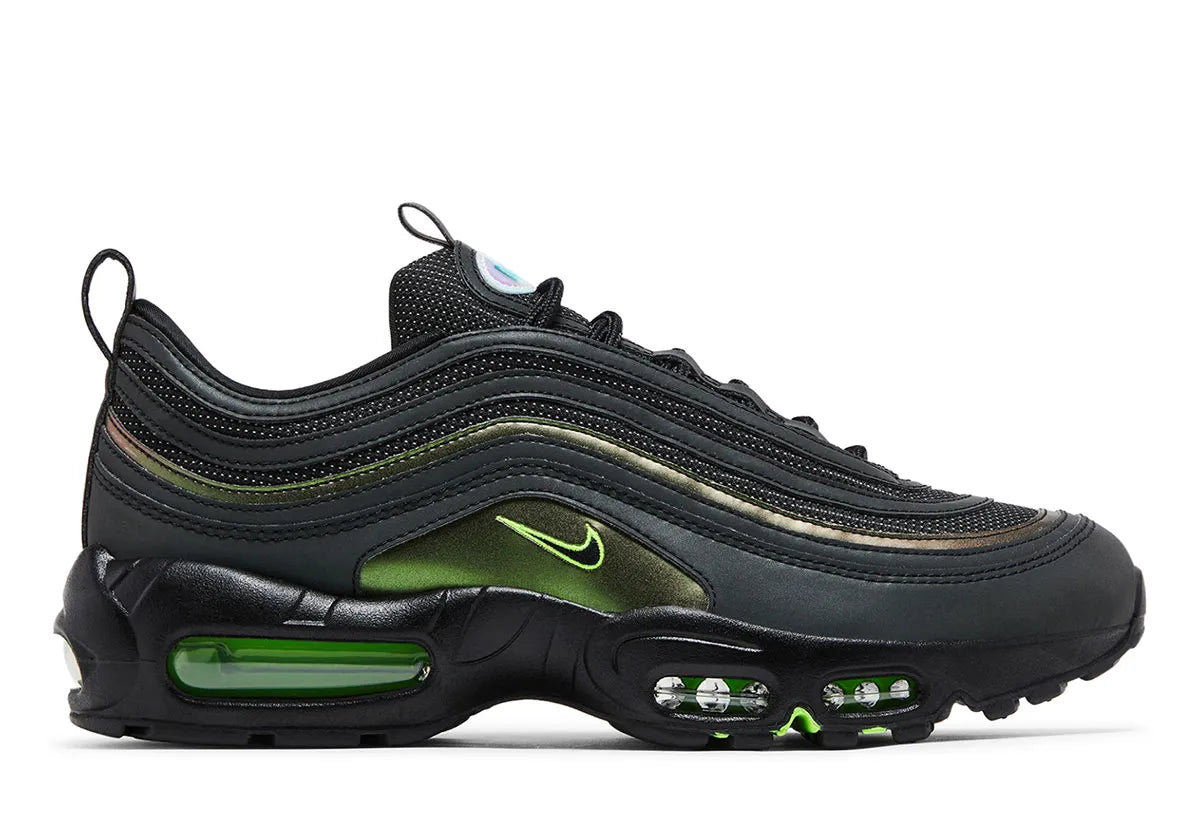 Sneakers Nike Air Max 95/97 Ducks of a Feather Storm vert et noir en mesh avec amorti Air Max visible premium.Vue de coté 