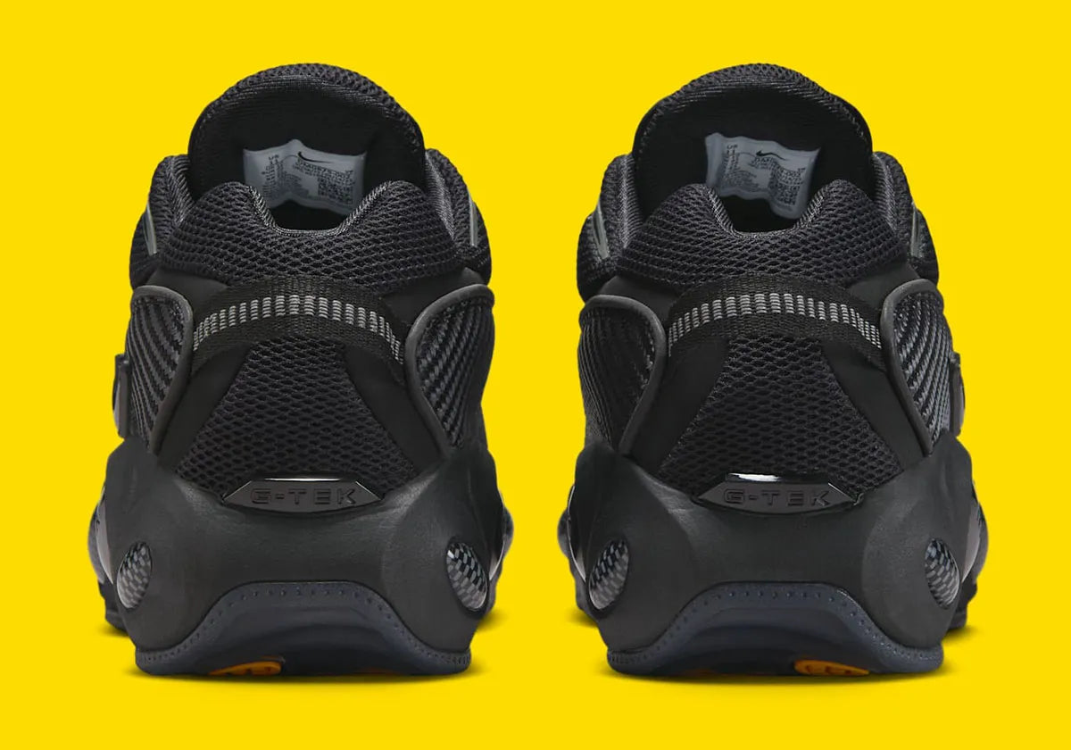 baskets mode créées avec Drake - 
Chaussures Nike NOCTA Glide Drake noir et gris – sneakers modernes et confortables