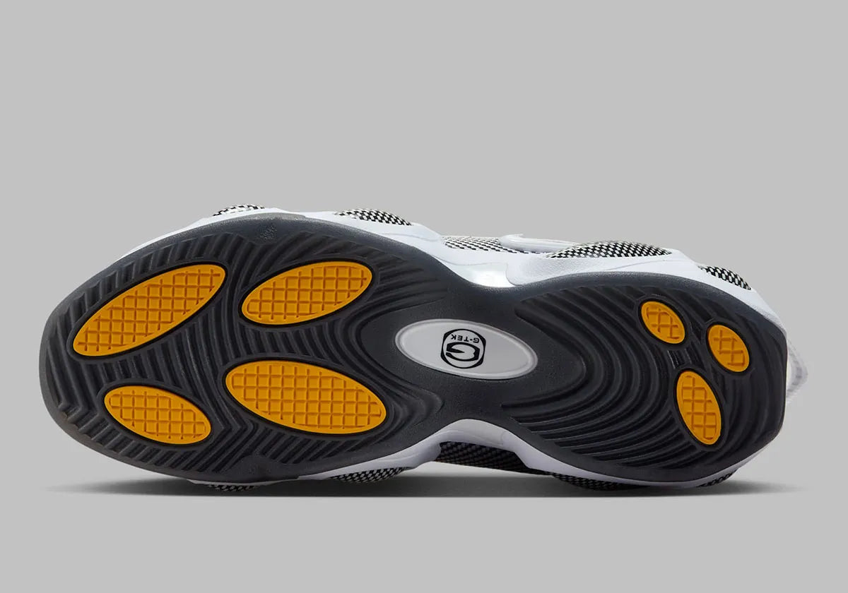 Chaussures Nike NOCTA Glide Drake – basket mode homme coloris noir et blanc - baskets modernes et confortables - collection NOCTA