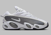 Chaussures Nike NOCTA Glide Drake – basket mode homme coloris noir et blanc - baskets modernes et confortables - collection NOCTA