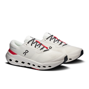 On Running Cloudrunner 3 Ivory Robin crème et bleu en mesh technique avec semelle CloudTec et mousse Helion performante. vue de 3/4