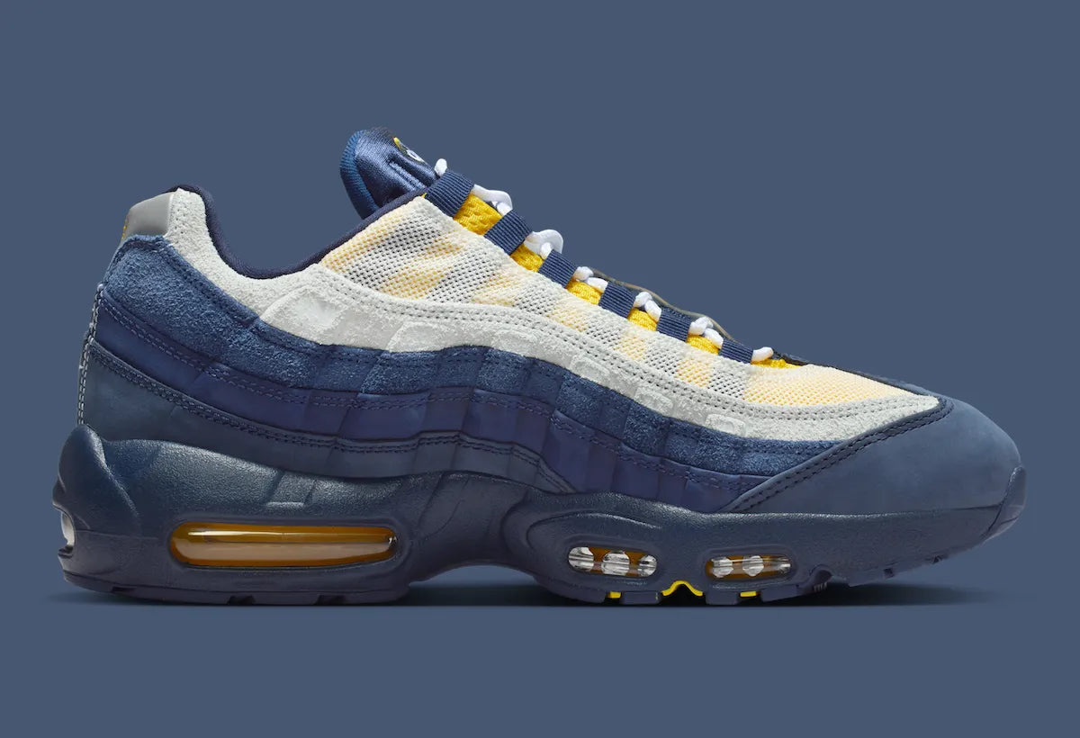 Sneakers Nike Air Max 95 SB Eric Koston bleu obsidian et jaune en matières renforcées avec amorti Air Max visible et design iconique. Vue intérieur 