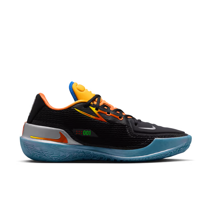 Nike Air Zoom GT Cut Titan x Dylan Harper Black Multi, chaussure de basketball Nike noire multicolore avec technologie Zoom Air et détails Titan x Dylan Harper vue de profil intérieur. 