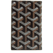 Goyard Saint Pierre Card Holder Black, porte-cartes noir en toile Goyardine et cuir avec motif chevrons signature et intérieur jaune.