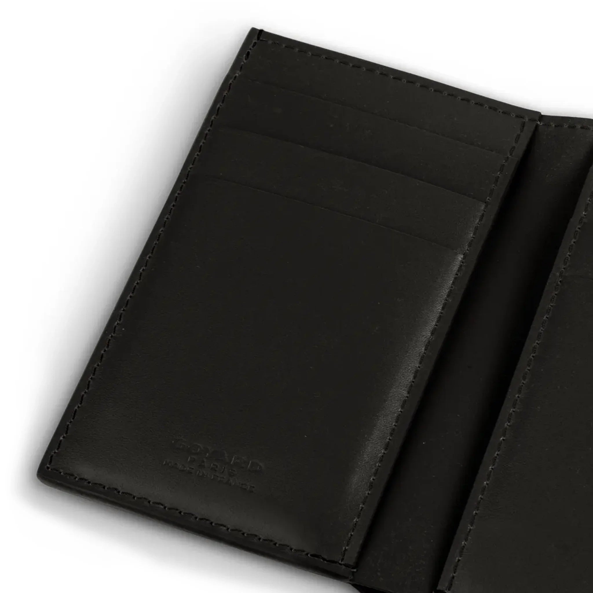 Goyard Saint Pierre Card Holder Black, porte-cartes noir en toile Goyardine et cuir avec motif chevrons signature et intérieur jaune.