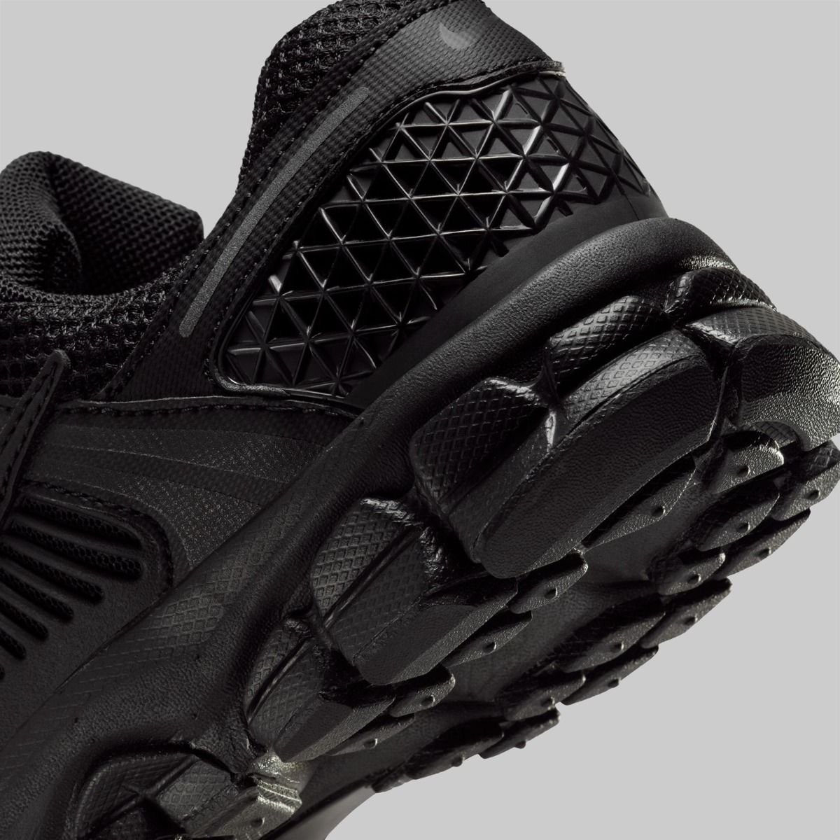 Nike Zoom Vomero 5 Triple Black (GS)