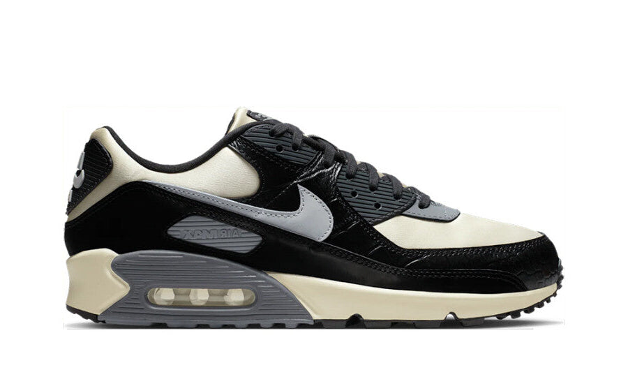 Sneakers Nike Air Max 90 QS Smoke Grey en matières premium avec effet crocodile embossé et unité Air visible