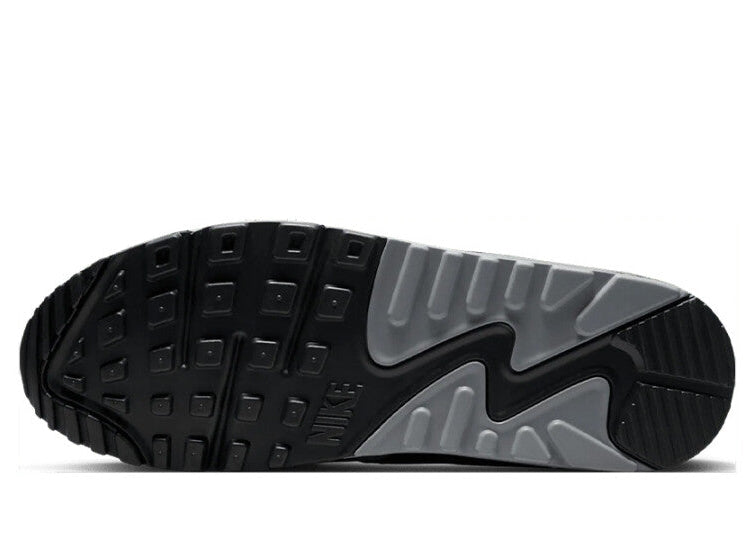 Sneakers Nike Air Max 90 QS Smoke Grey en matières premium avec effet crocodile embossé et unité Air visible
