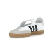 Sneaker adidas Samba Jane White Black Gum en cuir blanc avec bandes noires, bride Mary Jane et semelle gomme rétro emblématique.Vue de coter 
