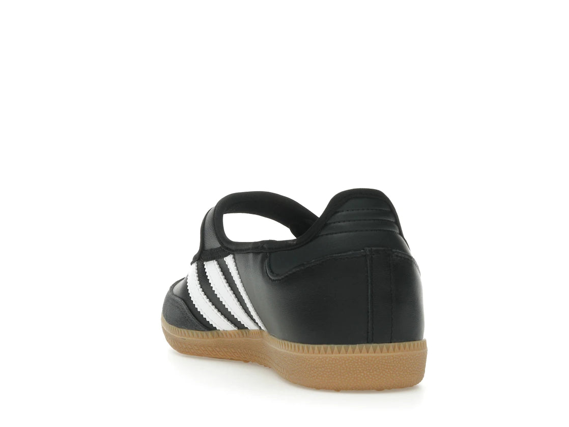 Sneaker adidas Samba Jane Black White Gum en cuir noir avec bandes blanches, bride Mary Jane et semelle gomme rétro emblématique.Vue arrières 