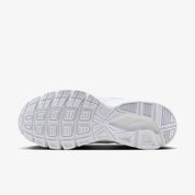 chaussure toute blanche nike initiator confortable 