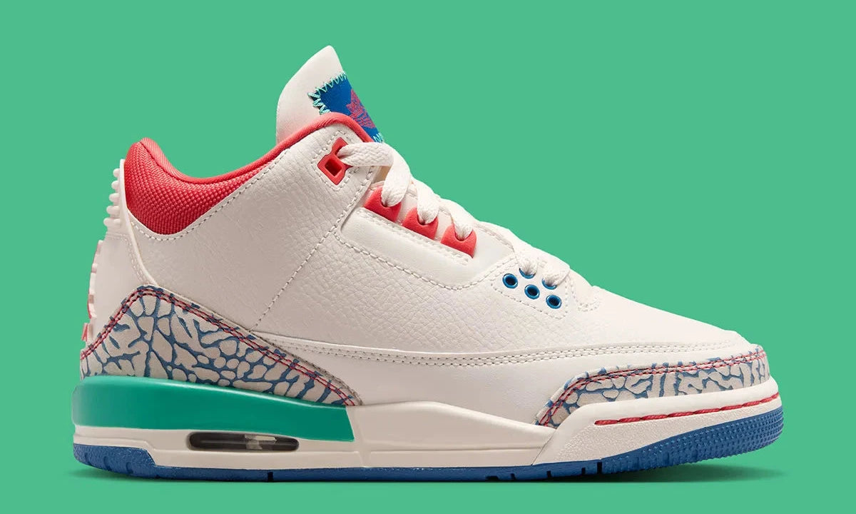 Air Jordan 3 Retro Play Your Way, sneaker Jordan Brand au design rétro basketball avec silhouette Air Jordan 3 et unité Nike Air visible au talon vue de profil. 