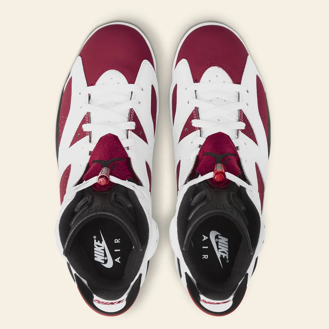 Air Jordan 6 Retro Carmine 2021 CT8529-106 en cuir blanc et nubuck rouge Carmine avec détails noirs, Nike Air et semelle translucide vue du dessus. 