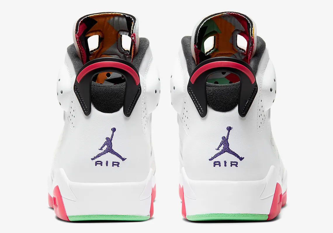 Air Jordan 6 Retro Hare CT8529-062 en cuir blanc et gris avec accents True Red, détails noirs, lace lock et semelle extérieure translucide.